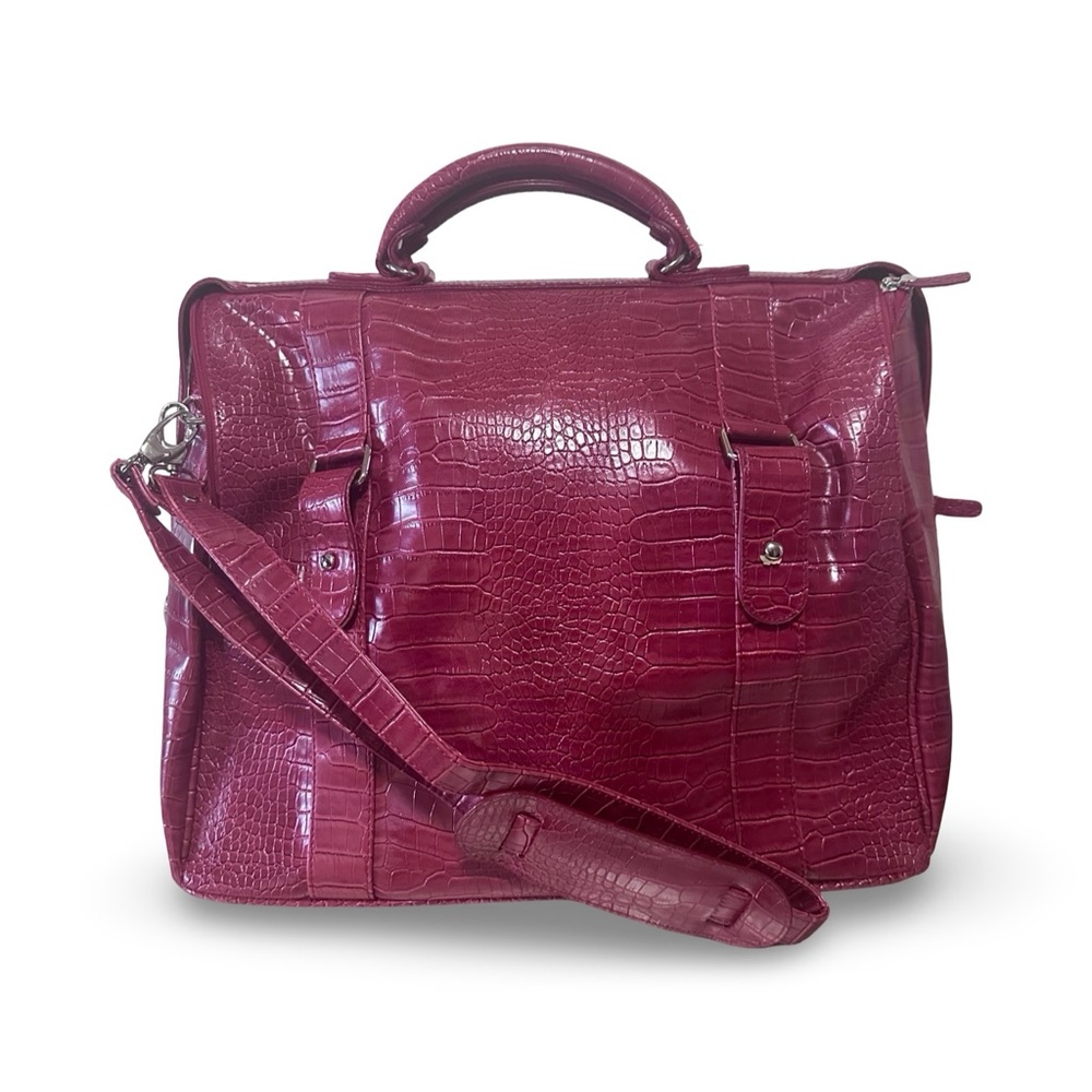BATH & BODY WORKS red crocodile embossed Carryon Luggage bag weekender